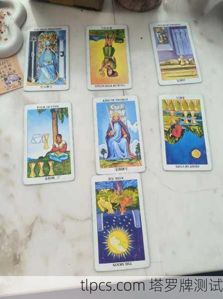 塔罗牌蜡烛真有那么多讲究吗？揭秘塔罗占卜中的烛光玄机