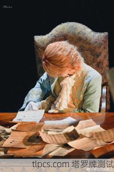 花影塔罗中的困局，当宝剑八刺破我的现实