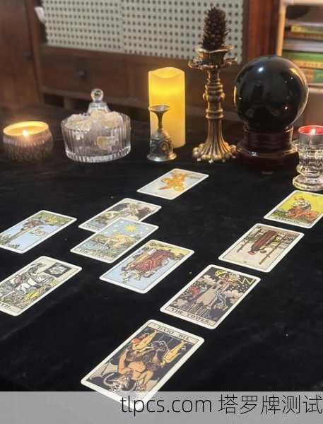 1.您想寻找占卜大师风格的塔罗牌图片