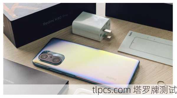 女皇牌旁边蹲了只黑猫?这塔罗阵仗可不简单!