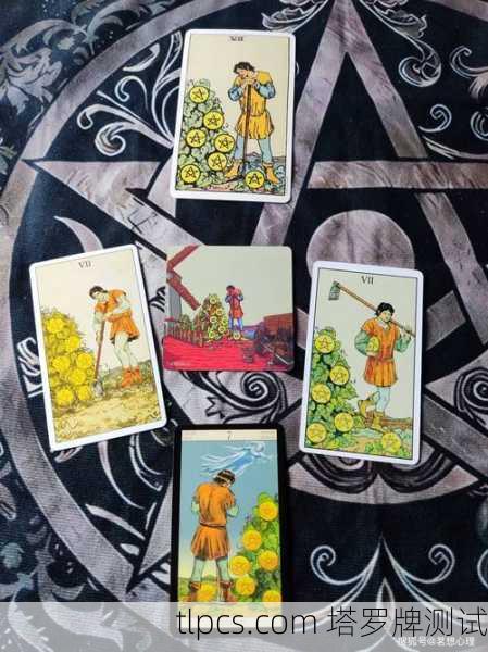 关于塔罗牌付费项目,这是一个需要谨慎对待的领域。首先,我必须强调