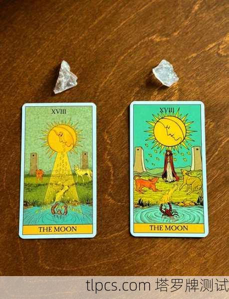 塔罗牌中的月亮，一场穿越内心迷雾的旅程