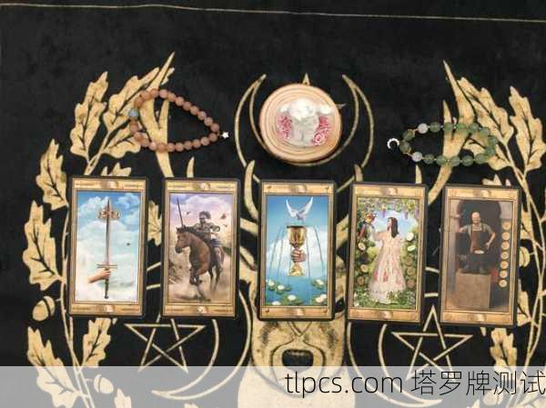 天蝎座2021塔罗牌运势全解析，今年你的蜕变与机遇藏在这几张牌里！