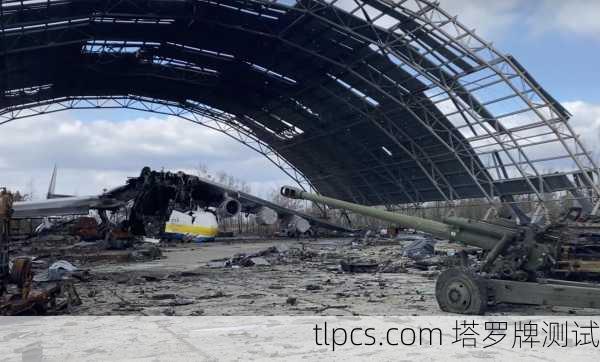 牌阵中的硝烟，我用塔罗解读俄乌战争的迷雾