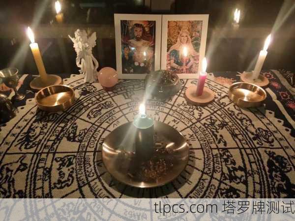 塔罗牌情迷蜡烛，点燃灵性之光的占卜仪式