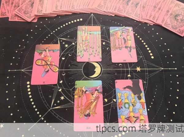 塔罗牌中的情感导师,我与Cups王后的不解之缘